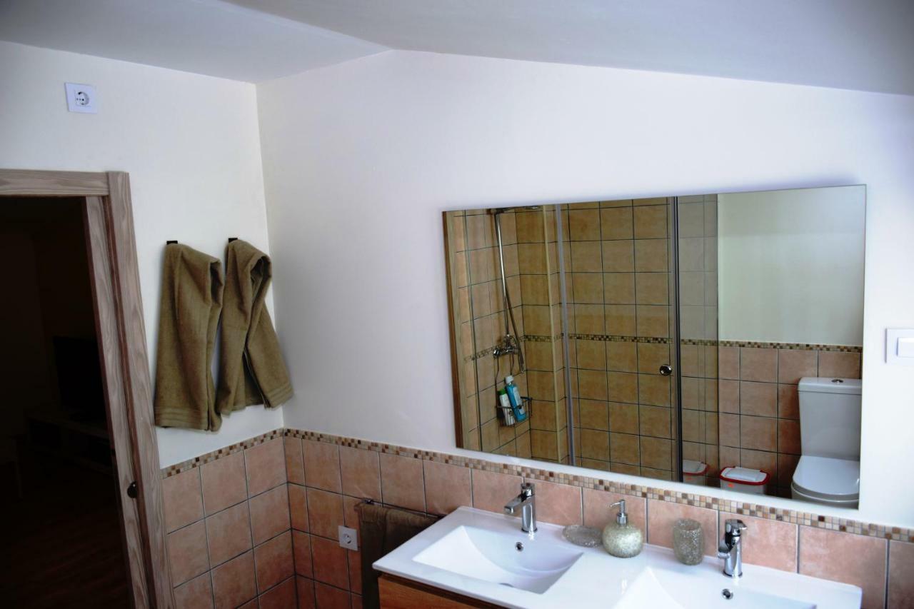 Appartement O Mencer Do Camino à Cee Extérieur photo